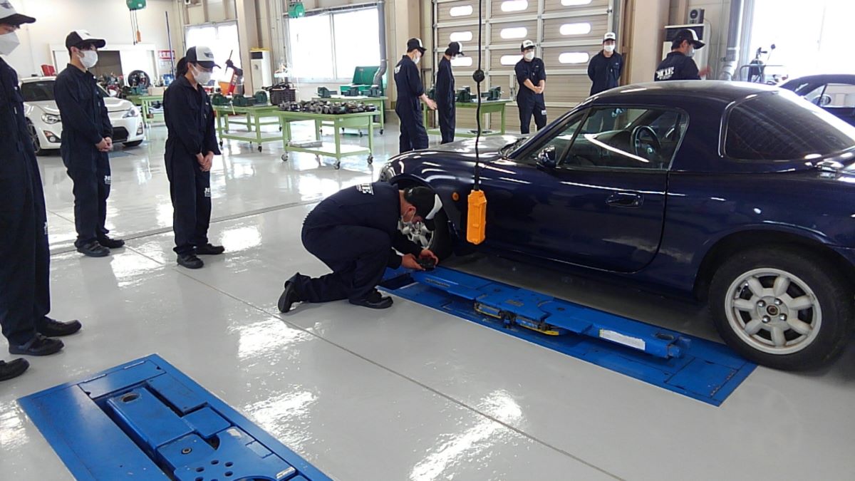 https://www.mirai.ac.jp/mie/blog/automobile-mechanic/kiji-images/KIMG2919.JPG